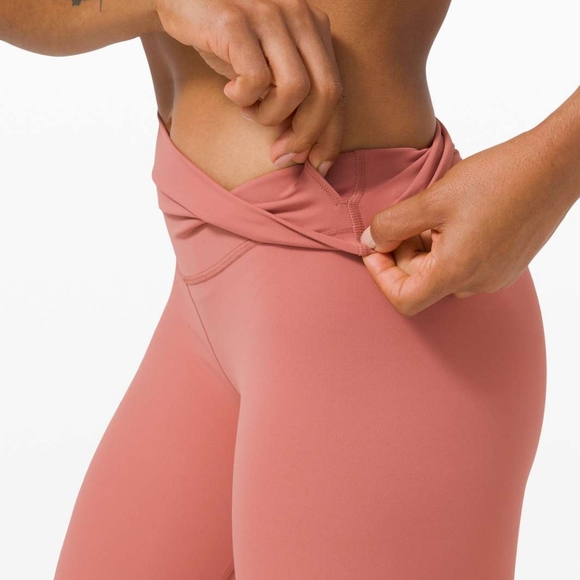 LULULEMON WUNDER UNDER HIGH-RISE TIGHT 28" FULL-ON LUXTREME. BRIER ROSE/2 - Picture 3 of 12